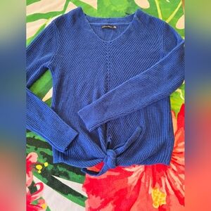 Amanda Green sweater blue long-sleeve knit ribbed knot
